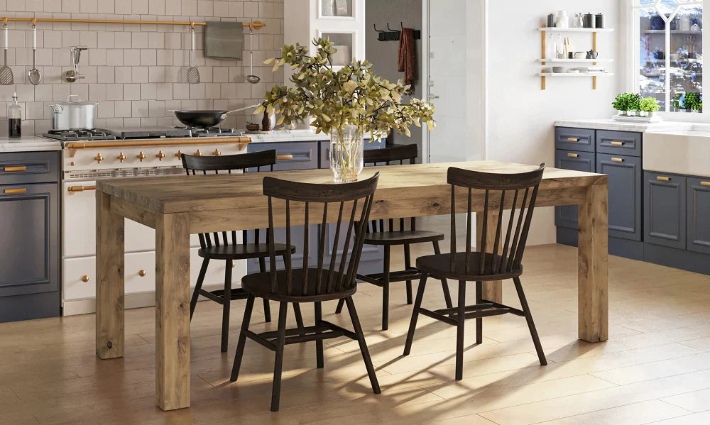 Kitchen & Dining